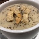 Complementary Mushroom Soup With Pasta