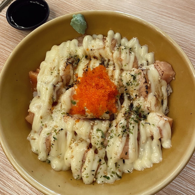 Special Salmon Sashimi Don