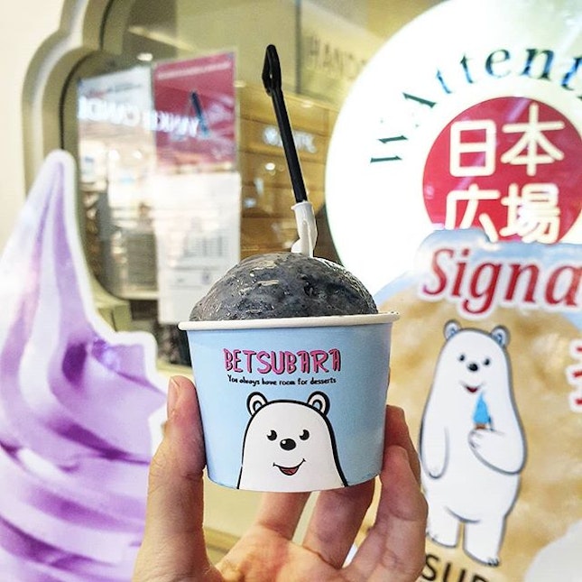 Quite disappointed hahaha $4 for a junior scoop and I won't go back again lel😪 black sesame isn't that strong and it feels a little more icy than creamy.