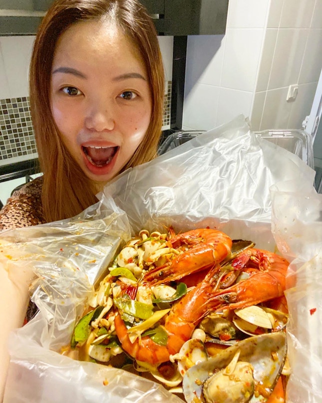 Tom Yum Seafood Bag S$35