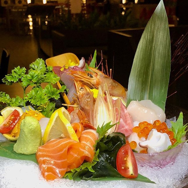 🌸Invited Tasting🌸 Ten Sushi is a casual sushi restaurant @thequaysidesg serving delicious premium sushi by Marusaya.