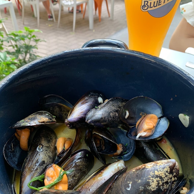 Great Moules and Fries