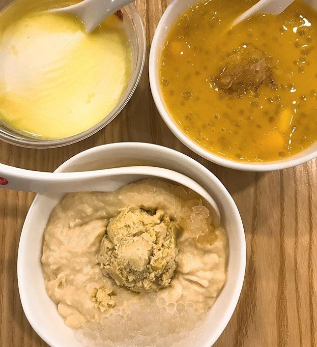 Craving for durian & 杨枝甘露 #dessert #sgfood #sgdessert #igsg #foodinsg #burpple #durian #foodgasm #foodporn #foodstagram #hungrygowhere #8dayseat