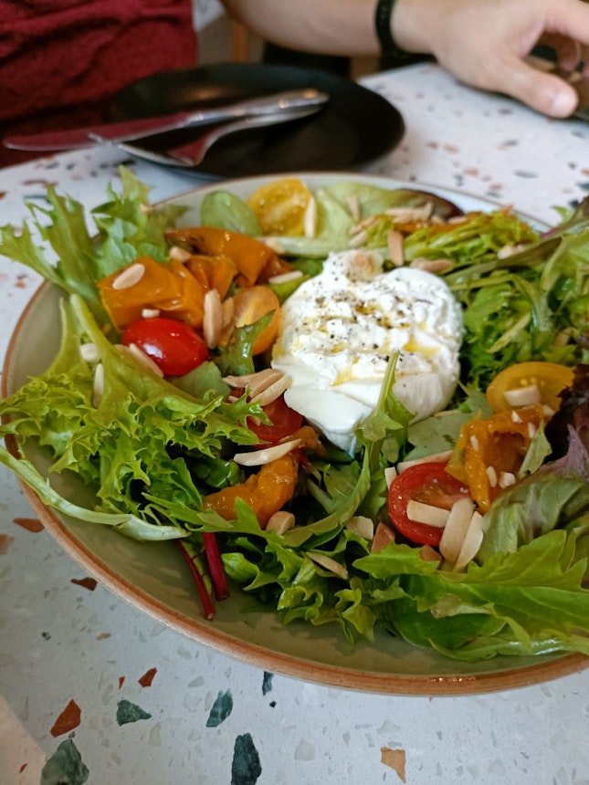 Burrata Salad