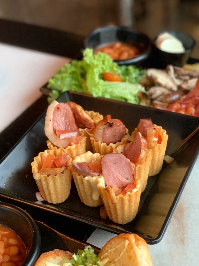 Cheesy Smoked Duck Cups | $12