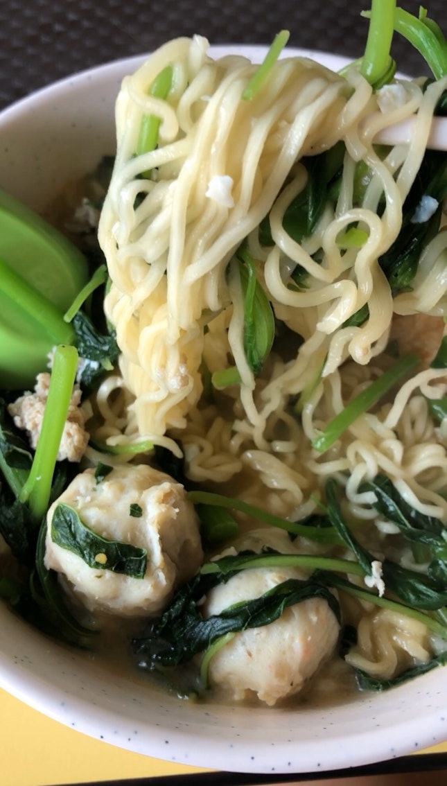 Spinach Soup With Koka Noodle $4