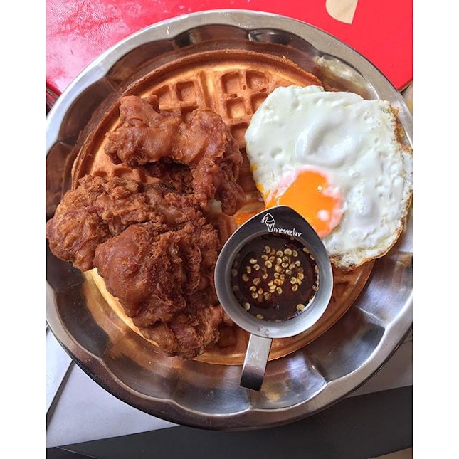 When [Stinky Meets Crispy S$22] ❤️🎆, is when our hawker classic gets a makeover.
