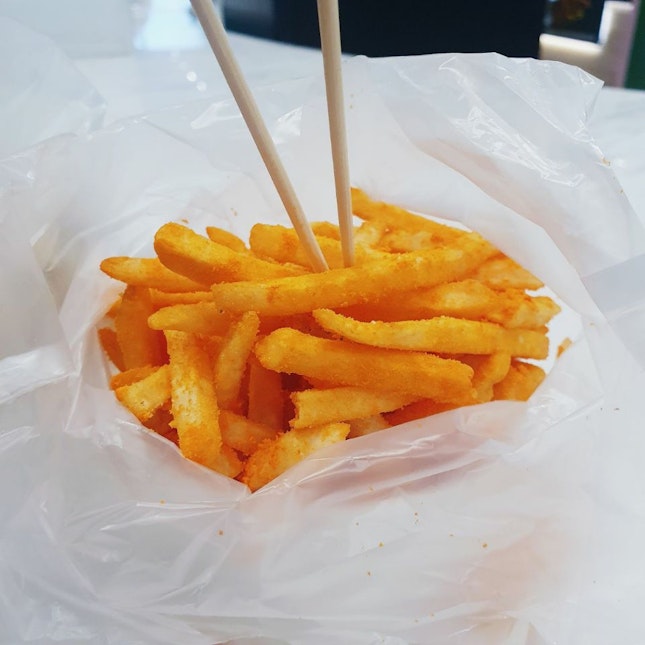 Burpple Beyond 1-for-1 Mega Fries ($5.70)