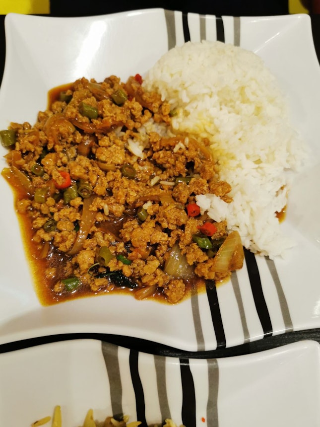 Mince Pork Basil Rice With Egg (Not Included)