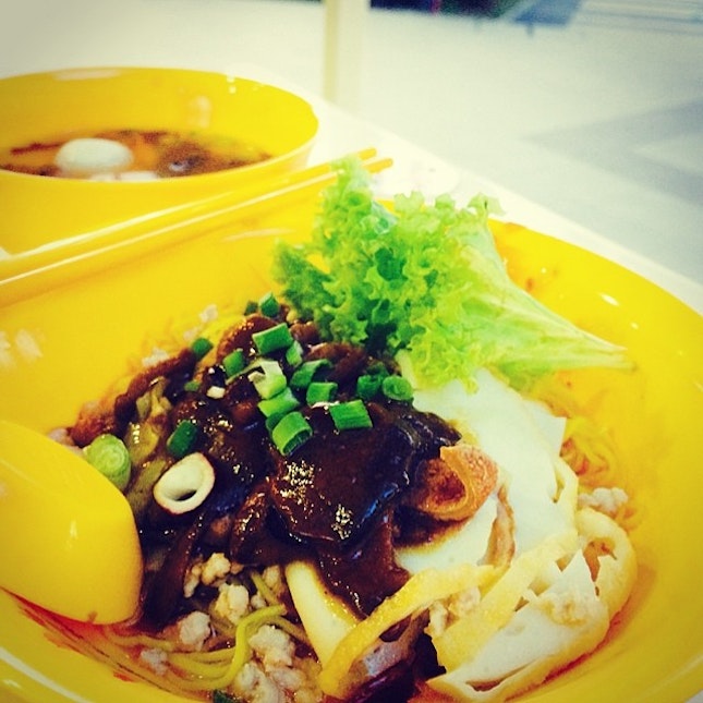 Ran 6km and walked another 2km (all thanks to Google Map) for this bowl of Bak Chor Mee.