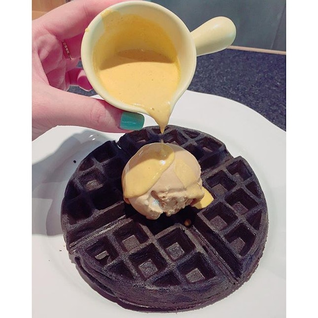 Charcoal Waffle with Sea Salt Caramel + Salted Egg Sauce $12 at @twentygrammes ( AMK ).