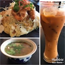 Phad Thai With Clear Tom Yam Soup