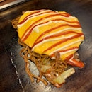 Omelette Pork Yakisoba $17++
