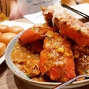 Crowned the king of chilli crab, the signature pomelo chili crab ($8++/100g) packed a punch with a slight Assam kick.