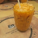 @free_weelly & I can't get enough of the Thai milk teas here in Bangkok, simply refreshing and delightful!