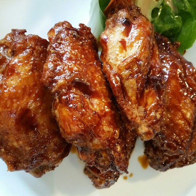 $8 for 6 marmite mid-wings