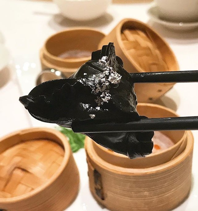 Steamed Prawn Dumpling with Black Truffle in Squid Ink Skin: one of the April limited edition #dimsum at Wan Hao Chinese Restaurant @singaporemarriott .