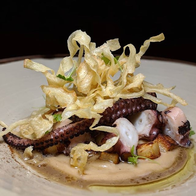The Early Fatback: Grilled Octopus with Crispy Parsnip and Sherry Porcini from Anti:dote (@antidotebar), Fairmont Singapore (@fairmontsingapore).