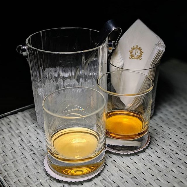 Just thinking about the glasses of Glendronach 18 Years and Balvenie 17 Years I had twenty knights' bridges ago at Bar Canary (@barcanary), the outdoor poolside bar at Grand Park Orchard (@grandparkorchard).