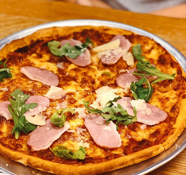 American Smoked Duck Pizza