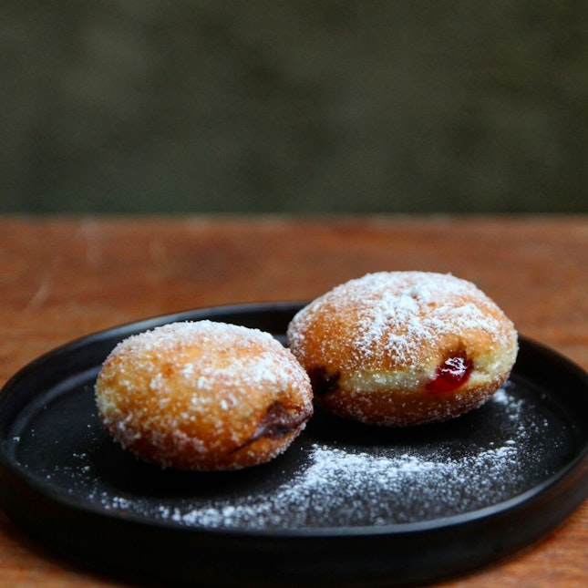 Mini doughnuts, filled with jam, nutella, or custard