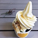 Frozen yoghurt with honeycomb + 2 fruit toppings (hidden below) to cool the scorching heat.