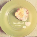 happy saturday people.. dont forget to get breakfast b4 ur activity 😉 #tinytone #iphonesia #morning #mymorningscene #instapalembang #iphoneonly #photooftheday #minimal #ig_minimal #instaminim #egg #burpple #food #instamood #instadaily