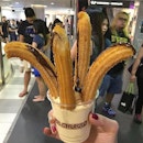 Happened to pass by and just had to give it a try @mrchurrosg @ion_orchard 
Chose the Churros with Banana Milk Ice-Cream ($6.50)

Another sinful after-dinner dessert.