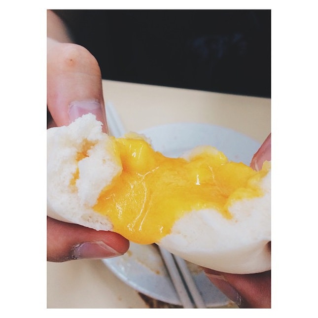 Craving for some gooey custard buns right now.