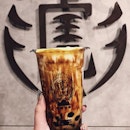 🐯Tiger sugar boba milk tea with cream mousse ($5.30)
I’m a huge fan of brown sugar pearl milk tea and this is actually worth the hype.