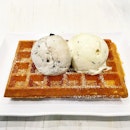 Spontaneous decision to visit Wayne's Chill-out with @sugar_singapore app.