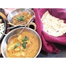 Awesome #garlic #naan and the fish masala 👍🏼👍🏼👍🏼 #foodie #foodstagram #food #instafood #yummy #indian #burpple