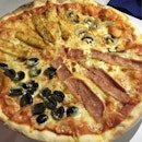 Pizza Quattro Stagioni - Four Seasons Pizza (RM 36)