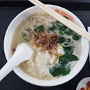 you mian ($3.50) from Yue Lai Xiang Delights