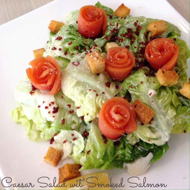 Caesar Salad wit Smoked Salmon