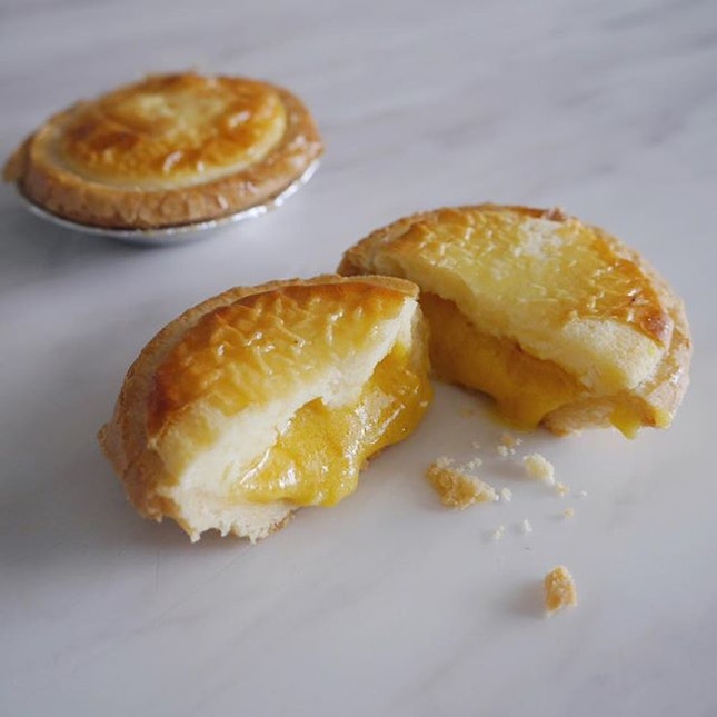 Salted Egg Lave Cheese Tarts ($2.40)