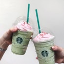 Green Tea Strawberry Blossom Frappé that's launched by @StarbucksSG to celebrate arrival spring~ A fluffy layer of strawberry whipped cream at the bottom with their signature matcha frappe, finished off with more whipped cream and frozen strawberry bits.