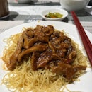 Dried HK style wan ton mee with pork slices @ Mak Chee, Mid Valley.
