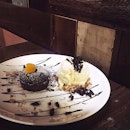 The ice cream is bigger than the lava cake 😝🍦🍫 #jeqinthehouse #sugarrush #dessertporn