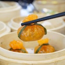 30% off lunch time dimsum at @dragonbowlcuisine redeemable via @marinasquaresg app 😏 Let’s drool over their Steamed Vegetable Mushroom Dumpling ($4.30) here.