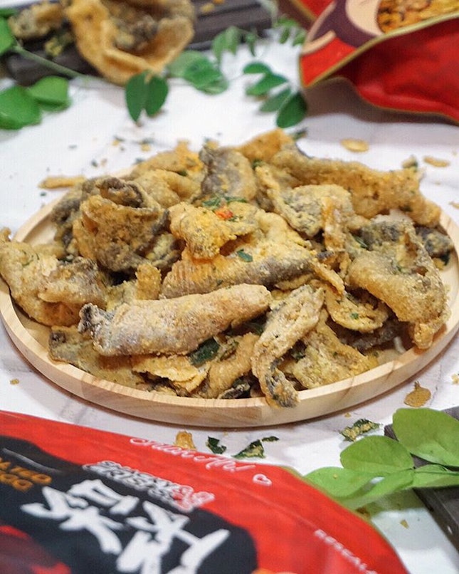 🌟G I V E A W A Y 🌟
WIN 4 PACKETS of Salted Egg Fish Skin (worth $64) to yum away - fragrantly delicious addictives that you can't stop reaching out for more!