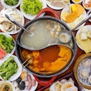 Conveyor belt hotpot buffet with free-flow xiaolongbao & soft-serve icecream?!