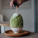 Matcha Kakigori
-
The bitterness, the sweet, the cold and the pour.