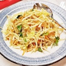 Shredded Chinese Cabbage With Jelly Fish Salad (SGD $9.80) @ Shou La Shou.