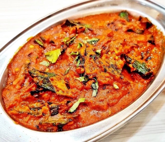 Bhindi Masala (SGD $8.90) @ Madura's Restaurant.