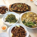 Dinner at Joo Chiat JB garden seafood.