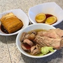 A pork ribs and kidney bak kut teh from Song Fa Bak Kut Teh at Jewel.