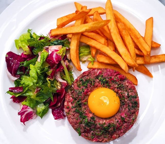 Craving the Paris style steak tartare with those golden fries and salad from bistro du vin.