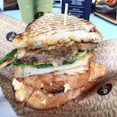 Had a really awesome roast beef sandwich at @botanica.co's Botanica Deli in Bangsar South last week.