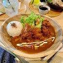 Filled my tummy with Yunomori’s Signature Chicken Karaage Curry Rice after all the soaking...!!